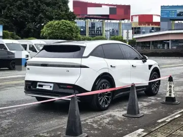 2025 Zeekr 7X с пробегом 27 200 км