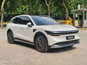 2025 Zeekr 7X с пробегом 39 000 км