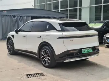 2025 Zeekr 7X с пробегом 39 000 км