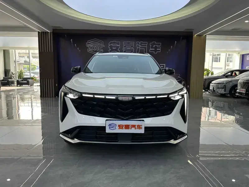 2023 Geely Atlas Pro с пробегом 58 000 км