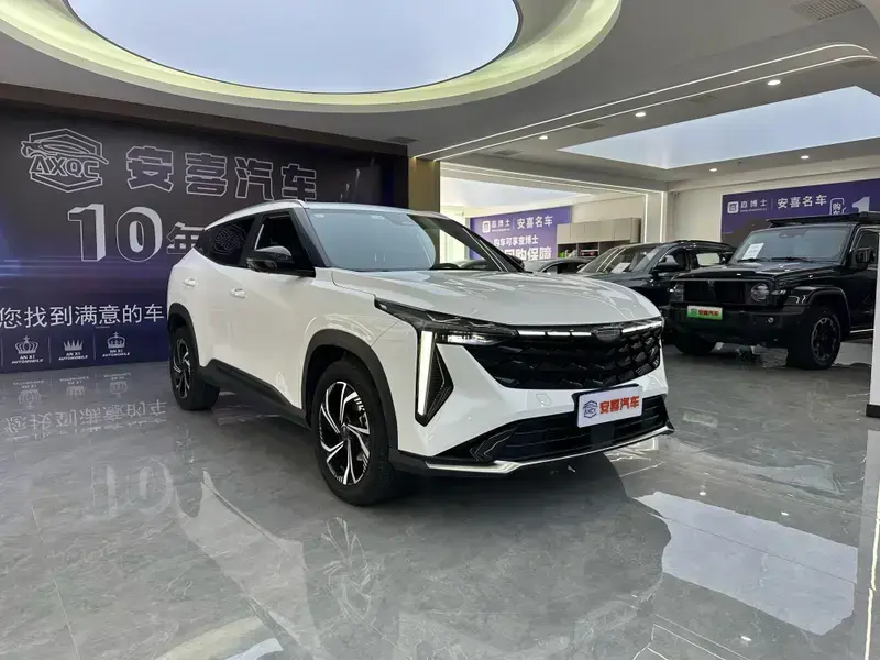 2023 Geely Atlas Pro с пробегом 58 000 км