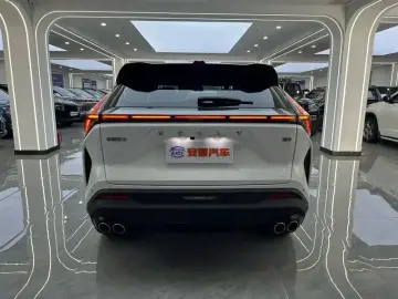 2023 Geely Atlas Pro с пробегом 58 000 км