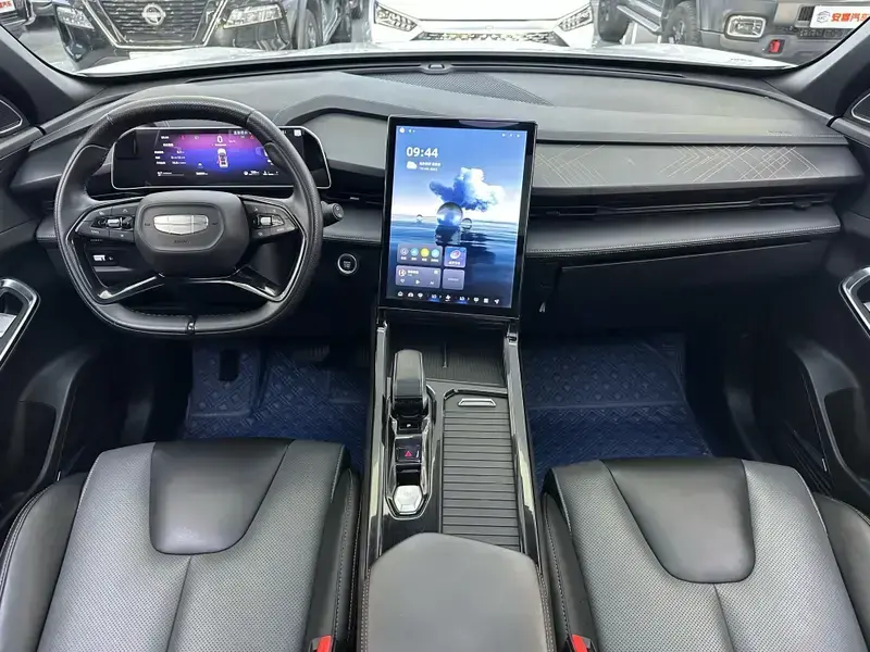 2023 Geely Atlas Pro с пробегом 58 000 км