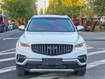 2022 Geely Atlas Pro с пробегом 21 000 км