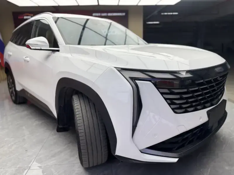 2023 Geely Boyue L с пробегом 40 800 км