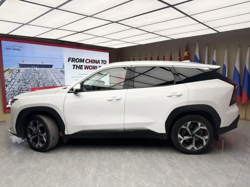 2023 Geely Boyue L с пробегом 40 800 км