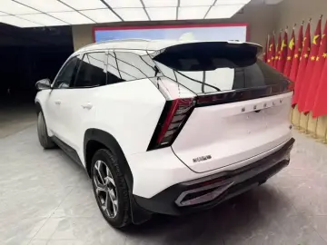 2023 Geely Boyue L с пробегом 40 800 км