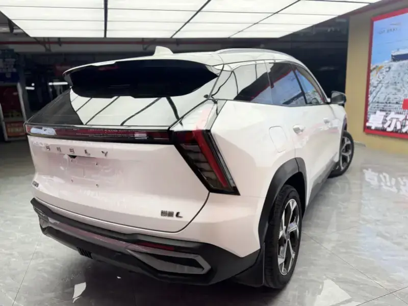 2023 Geely Boyue L с пробегом 40 800 км