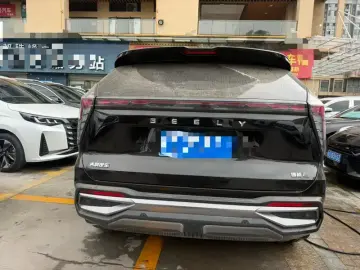 2023 Geely Boyue L с пробегом 38 000 км