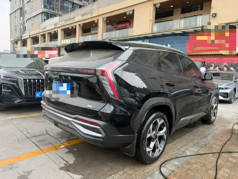 2023 Geely Boyue L с пробегом 38 000 км