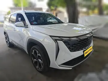 2024 Geely Boyue L с пробегом 12 900 км
