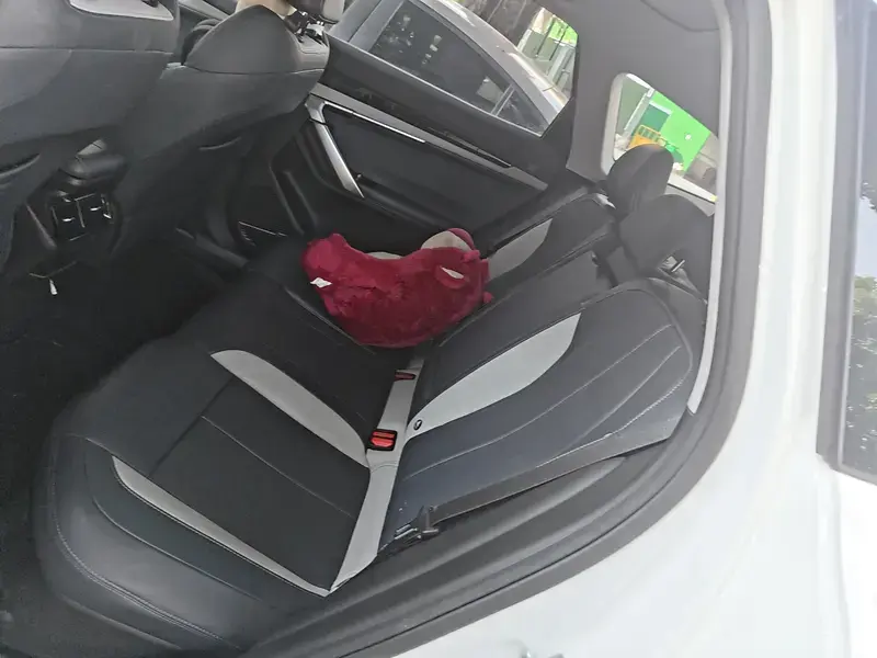 2024 Geely Boyue L с пробегом 12 900 км