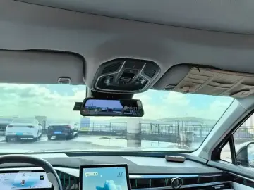 2024 Geely Boyue L с пробегом 38 000 км