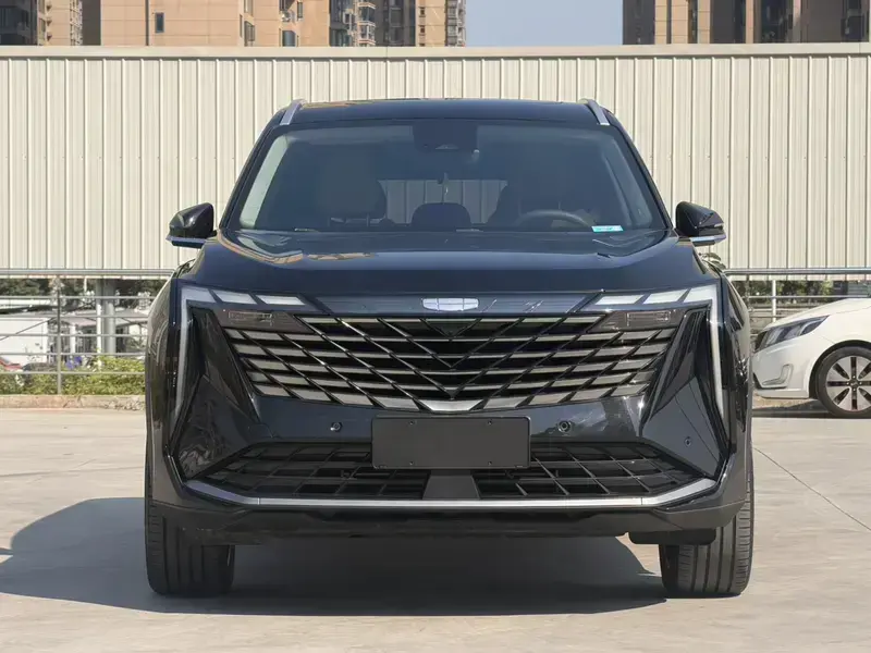 2024 Geely Boyue L с пробегом 45 000 км