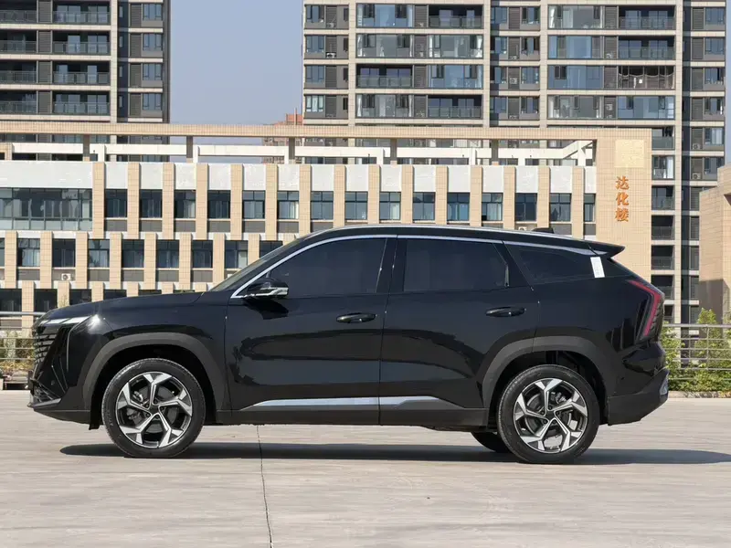 2024 Geely Boyue L с пробегом 45 000 км