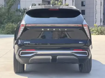 2024 Geely Boyue L с пробегом 45 000 км