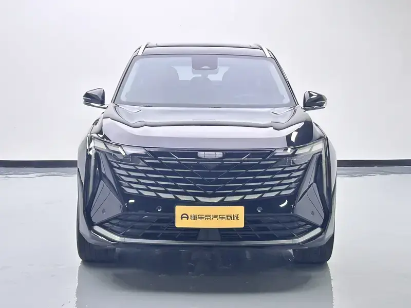 2023 Geely Boyue L с пробегом 73 600 км