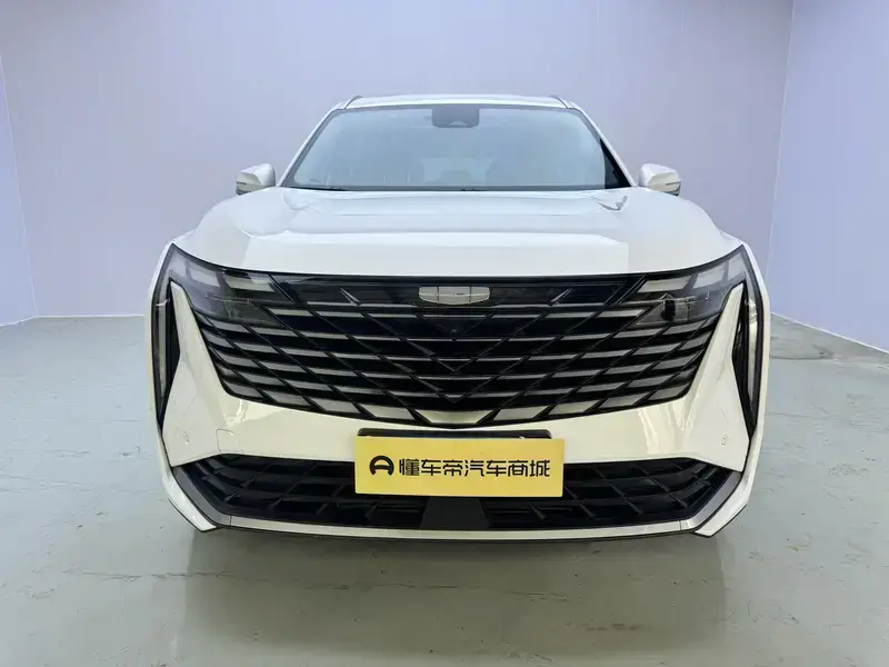 2024 Geely Boyue L с пробегом 25 500 км