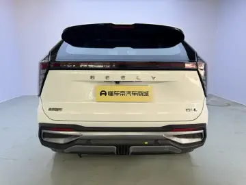 2024 Geely Boyue L с пробегом 25 500 км