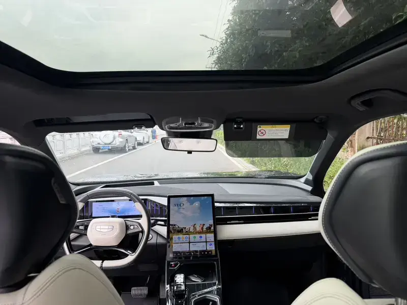 2023 Geely Boyue L с пробегом 48 000 км