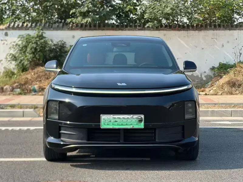 2024 Li Auto (Lixiang) L6 с пробегом 34 000 км