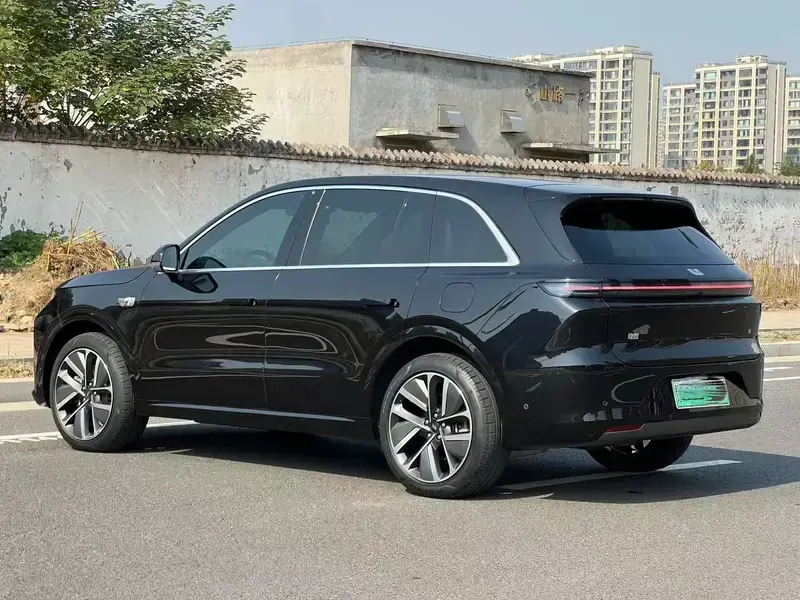 2024 Li Auto (Lixiang) L6 с пробегом 34 000 км