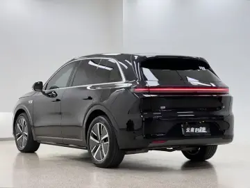 2024 Li Auto (Lixiang) L6 с пробегом 55 000 км