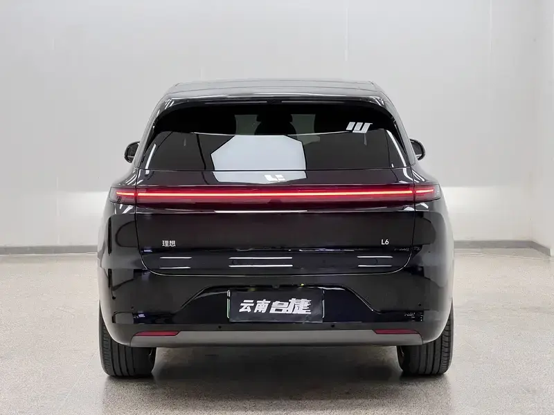 2024 Li Auto (Lixiang) L6 с пробегом 55 000 км