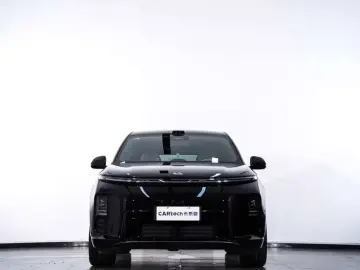 2026 Li Auto (Lixiang) L6 с пробегом 100 км