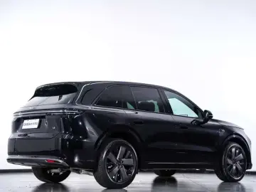 2026 Li Auto (Lixiang) L6 с пробегом 100 км