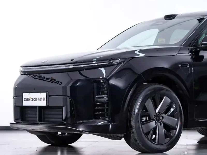 2026 Li Auto (Lixiang) L6 с пробегом 100 км