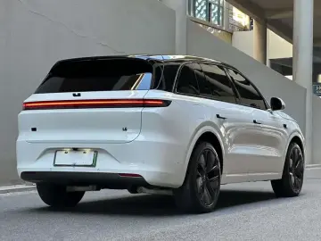 2024 Li Auto (Lixiang) L6 с пробегом 41 000 км