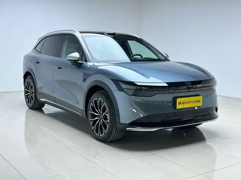 2025 Zeekr 7X с пробегом 25 400 км