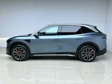 2025 Zeekr 7X с пробегом 25 400 км