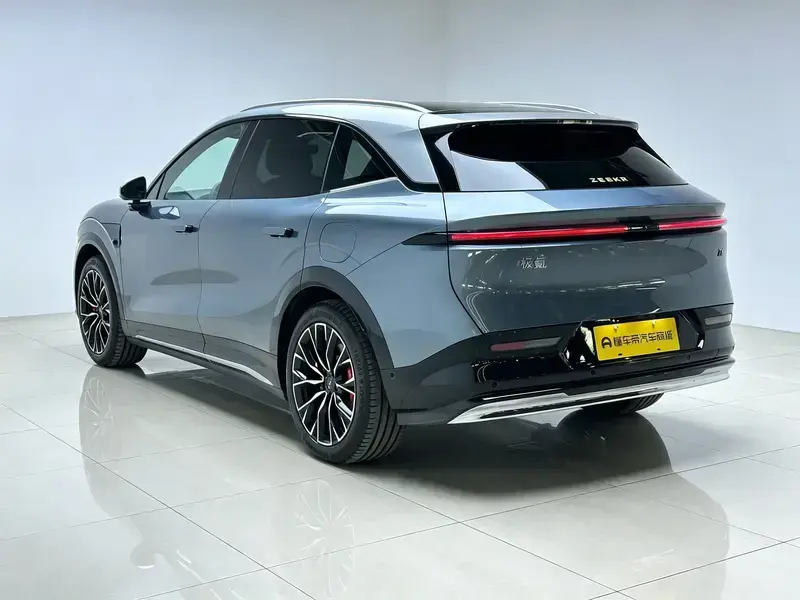 2025 Zeekr 7X с пробегом 25 400 км