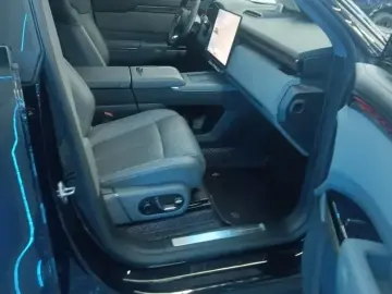 2025 Zeekr 7X с пробегом 33 000 км