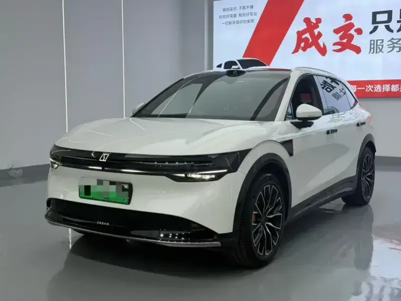 2025 Zeekr 7X с пробегом 33 000 км