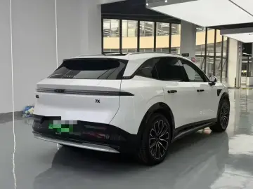 2025 Zeekr 7X с пробегом 33 000 км