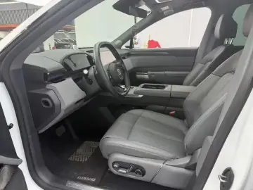 2025 Zeekr 7X с пробегом 33 000 км