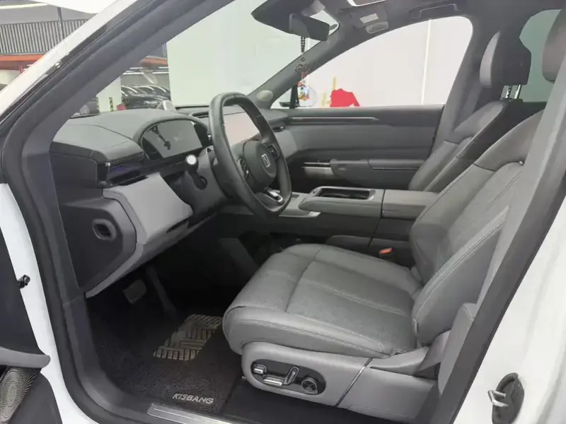 2025 Zeekr 7X с пробегом 33 000 км