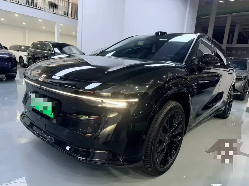 2025 Zeekr 7X с пробегом 30 000 км