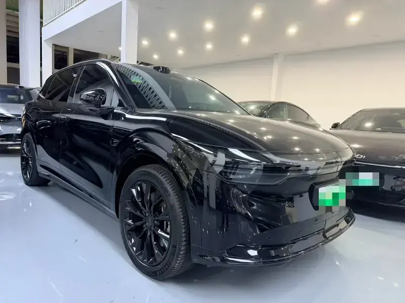 2025 Zeekr 7X с пробегом 30 000 км