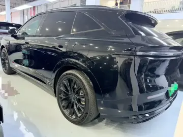 2025 Zeekr 7X с пробегом 30 000 км