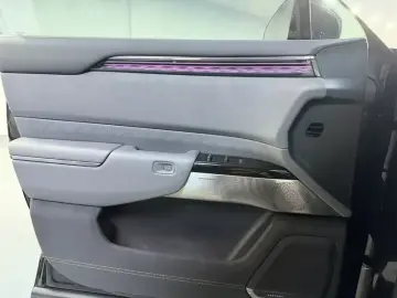 2025 Zeekr 7X с пробегом 30 000 км