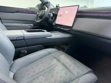 2025 Zeekr 7X с пробегом 30 000 км