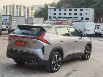 2024 Geely Atlas Pro с пробегом 1 500 км