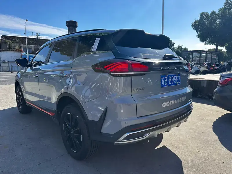 2022 Geely Atlas Pro с пробегом 70 000 км