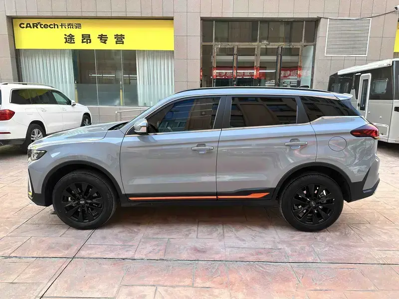 2022 Geely Atlas Pro с пробегом 74 000 км