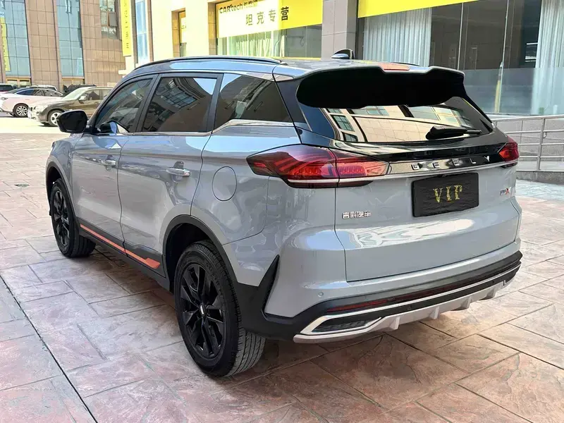 2022 Geely Atlas Pro с пробегом 74 000 км