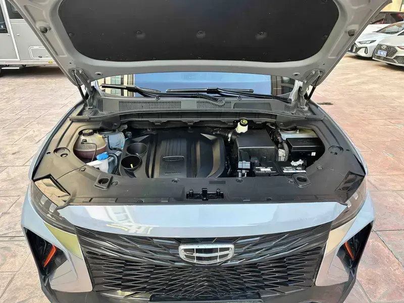 2022 Geely Atlas Pro с пробегом 74 000 км